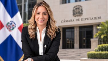 Liz Mieses suma un nuevo avance legislativo con proyecto sobre Educación Moral y Cívica