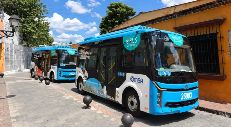 Ruta de autobuses eléctricos en la Ciudad Colonial: recorrido, paradas y cómo funciona