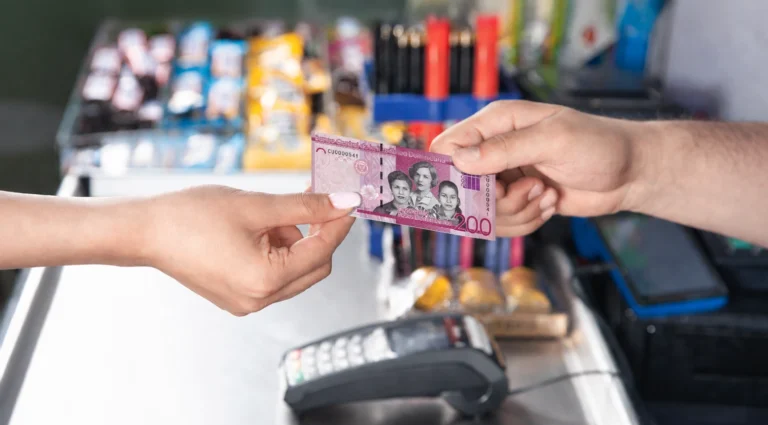 ¿Podrás pagar con los RD$200 que tienes cuando empiecen a circular los nuevos billetes?
