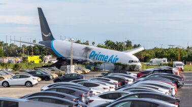 ¿Qué provocó el accidente del avión de carga de Amazon este domingo en Miami?