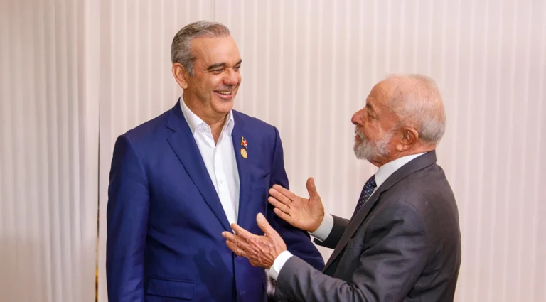 Abinader felicita a Lula por su cuarto mandato y le pide trabajar por una América Latina integrada
