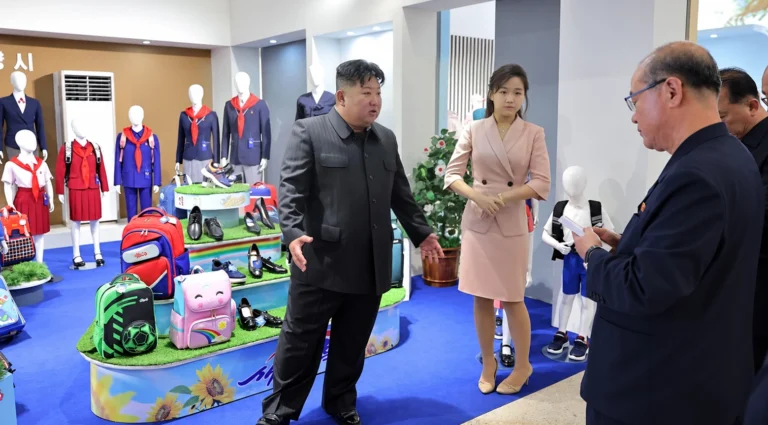 Las nuevas fotos de Kim Jong-un no despejan las dudas: lo que se sabe de su salud y de su sucesión