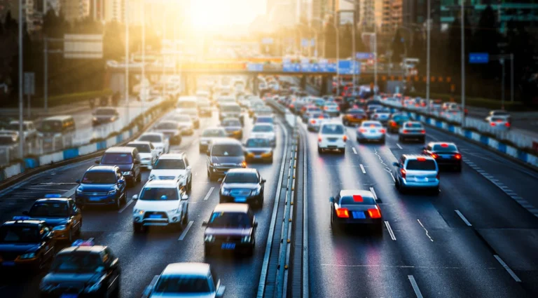 Más vehículos en RD: ¿cómo ha cambiado la movilidad dominicana en cinco años?