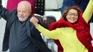 ¿Quién es Janja da Silva, la esposa de Lula que seguirá como primera dama de Brasil hasta 2031?