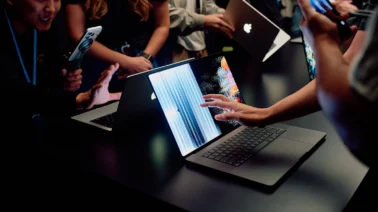 ¿Cuánto cuesta la primera MacBook con pantalla táctil? Cuándo sale y por qué Apple cambió de idea