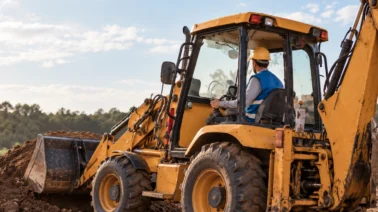 ¿Cuánto ganan ahora los operadores de máquinas pesadas agrícolas? El salario mínimo sube 25%