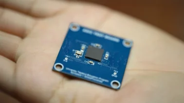 ¿Puede RD entrar a la industria de los chips? El diseño de la PUCMM y la puerta que ve la OCDE