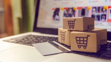 ¿Qué impuestos pagas al comprar por internet desde RD? Lo que cobra Aduanas después de los US$200