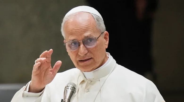 ¿Qué tiene el papa León XIV? Su cirugía suspende la reunión con Abinader
